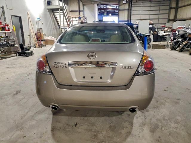 Nissan Altima Base Image 7