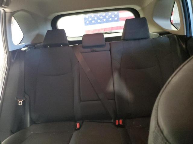 Toyota RAV4 Le Image 8