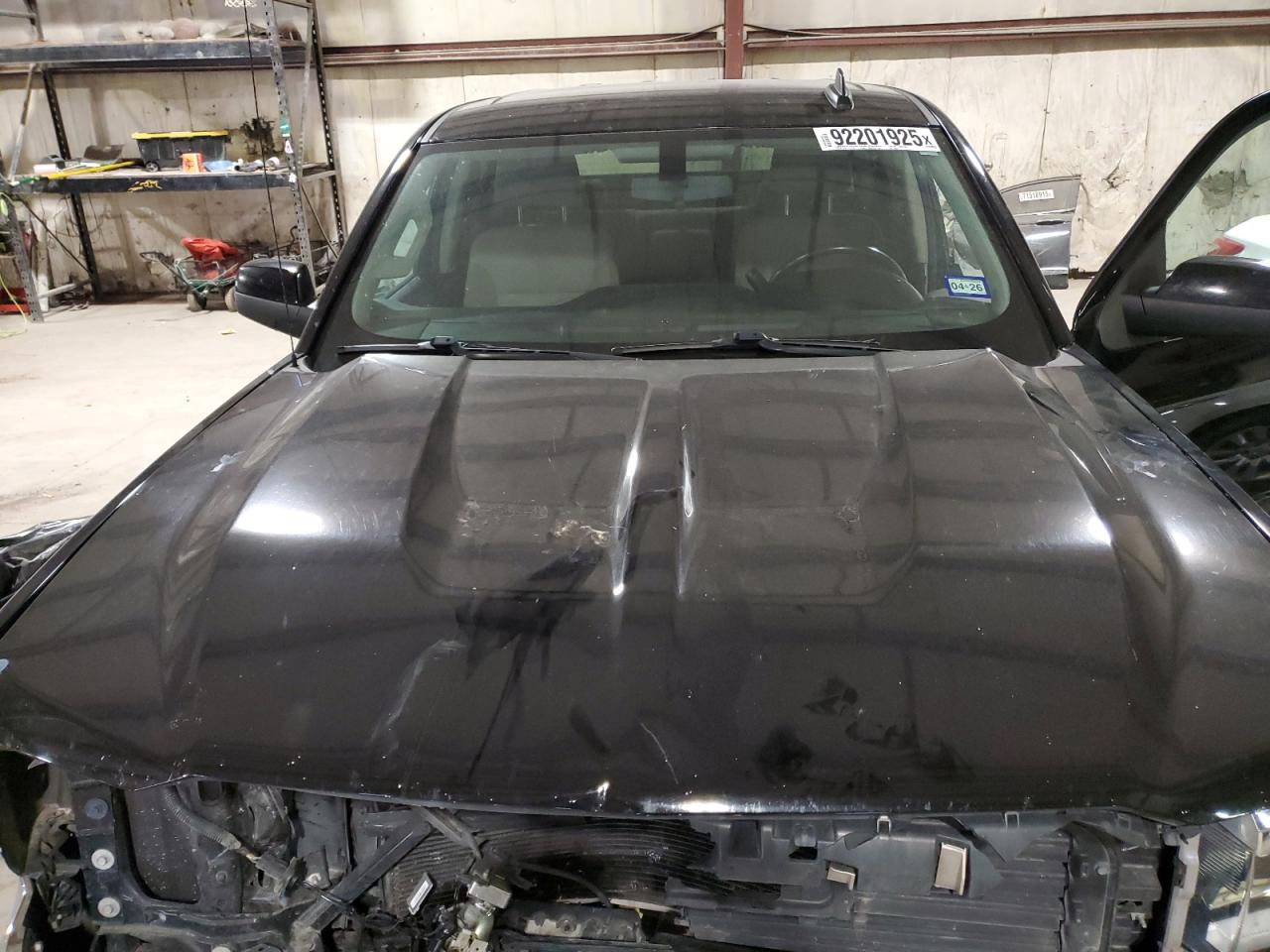 Chevrolet Silverado C1500 Lt Image 9