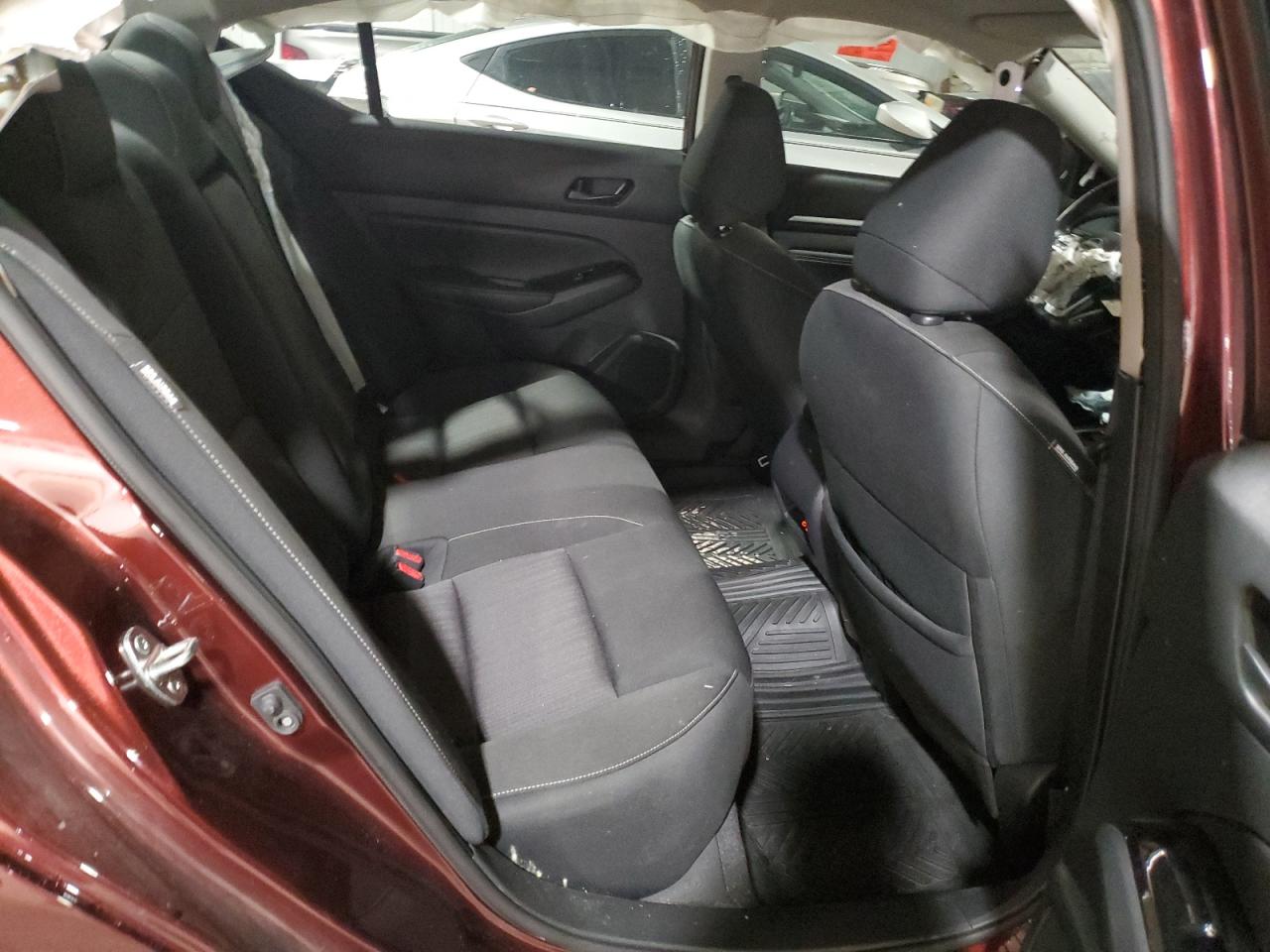 Nissan Altima Sv Image 12