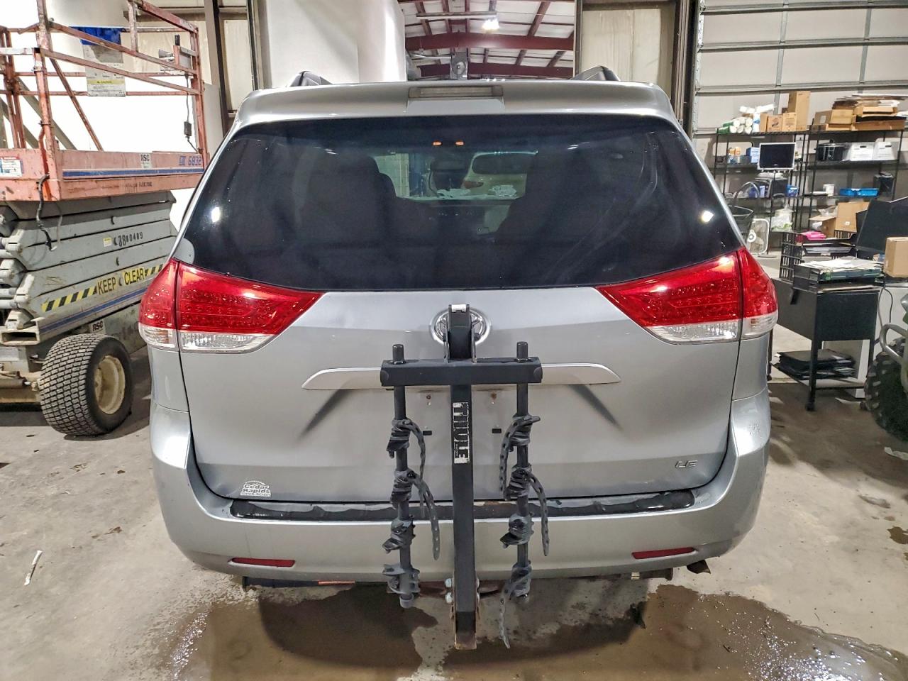 Toyota Sienna Le Image 7