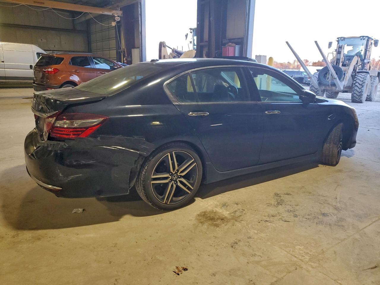 Honda Accord Touring Image 12