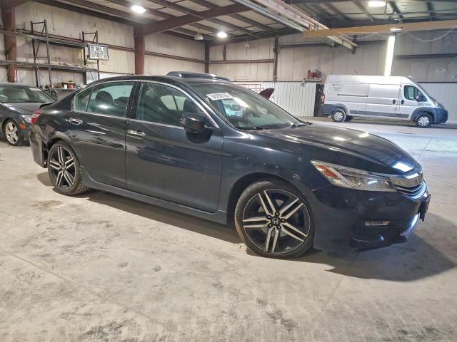 Honda Accord Touring Image 3