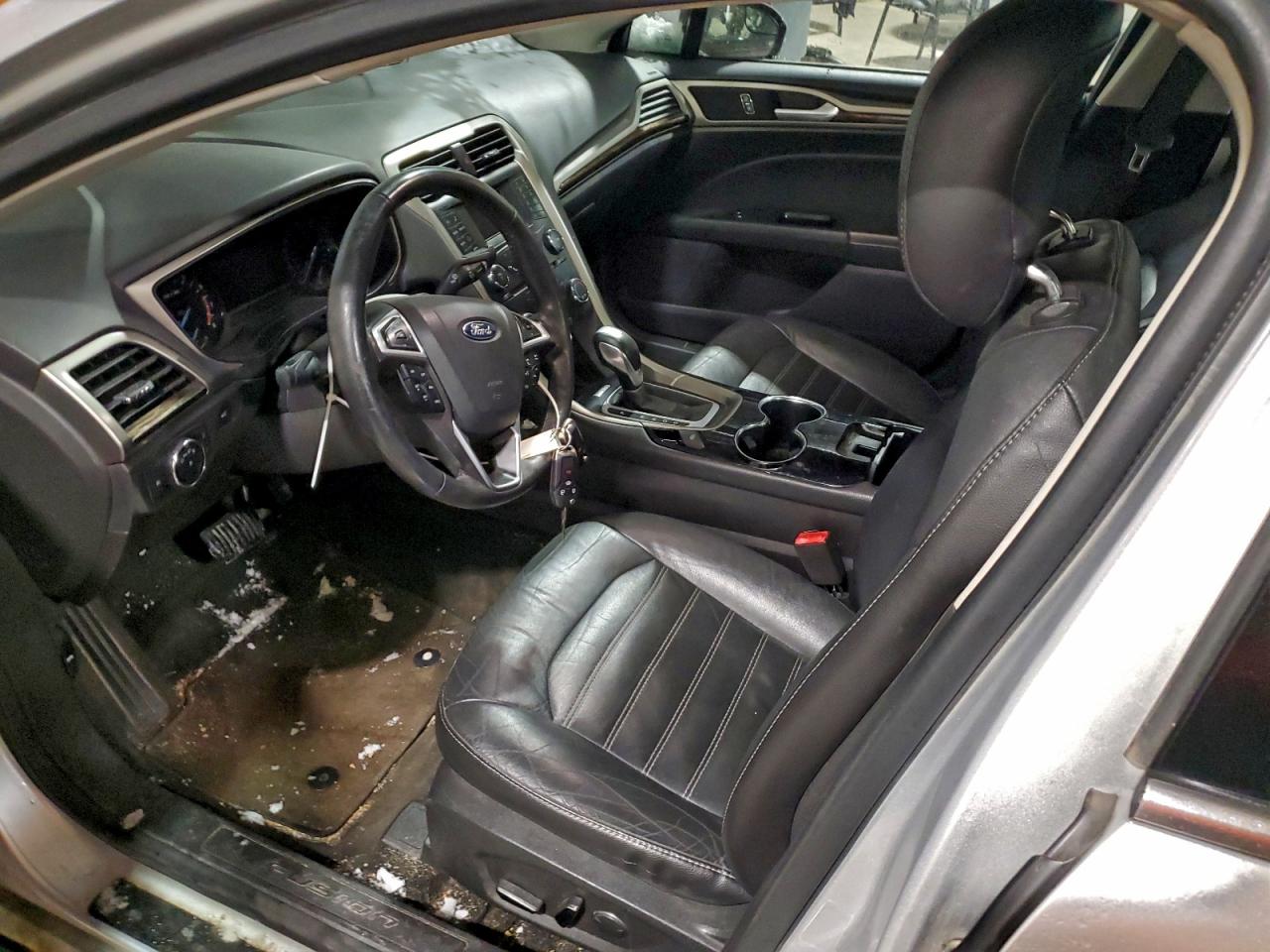 Ford Fusion Se Image 6