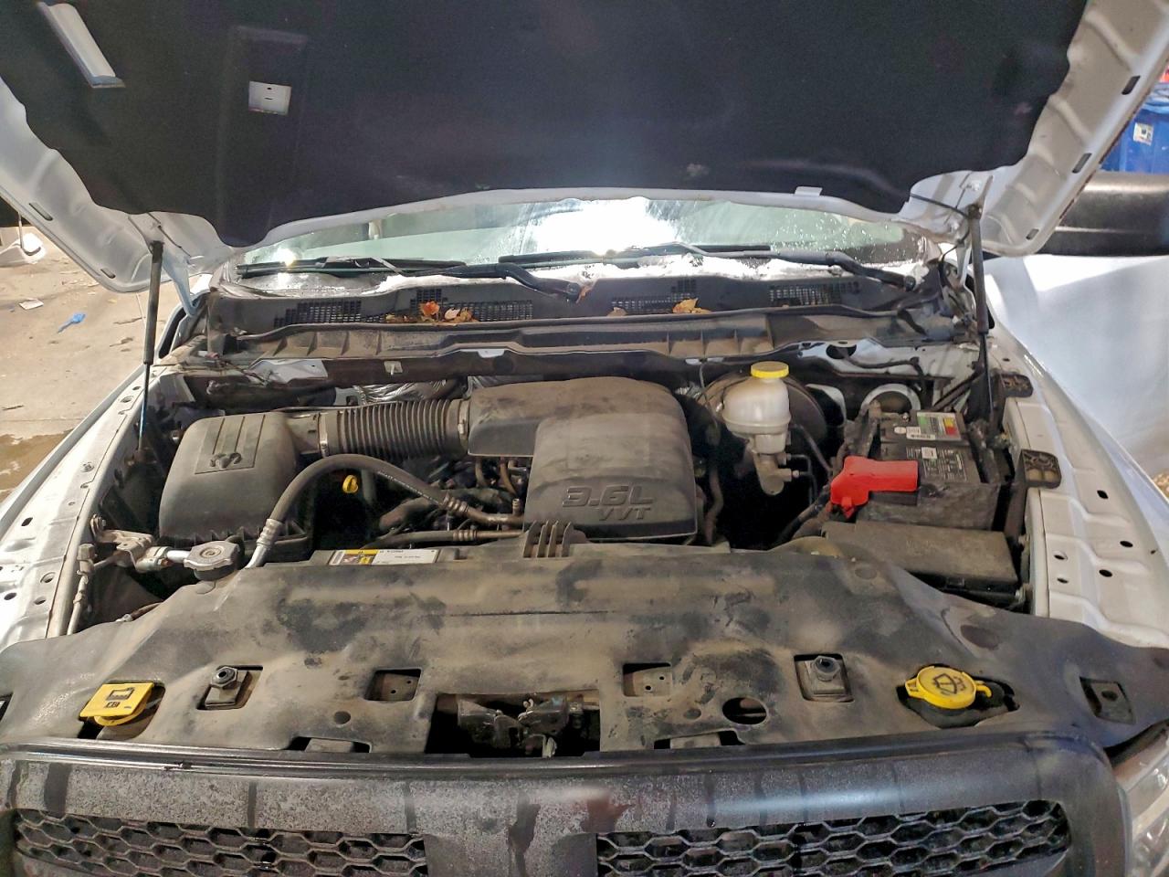 Ram 1500 St Image 11