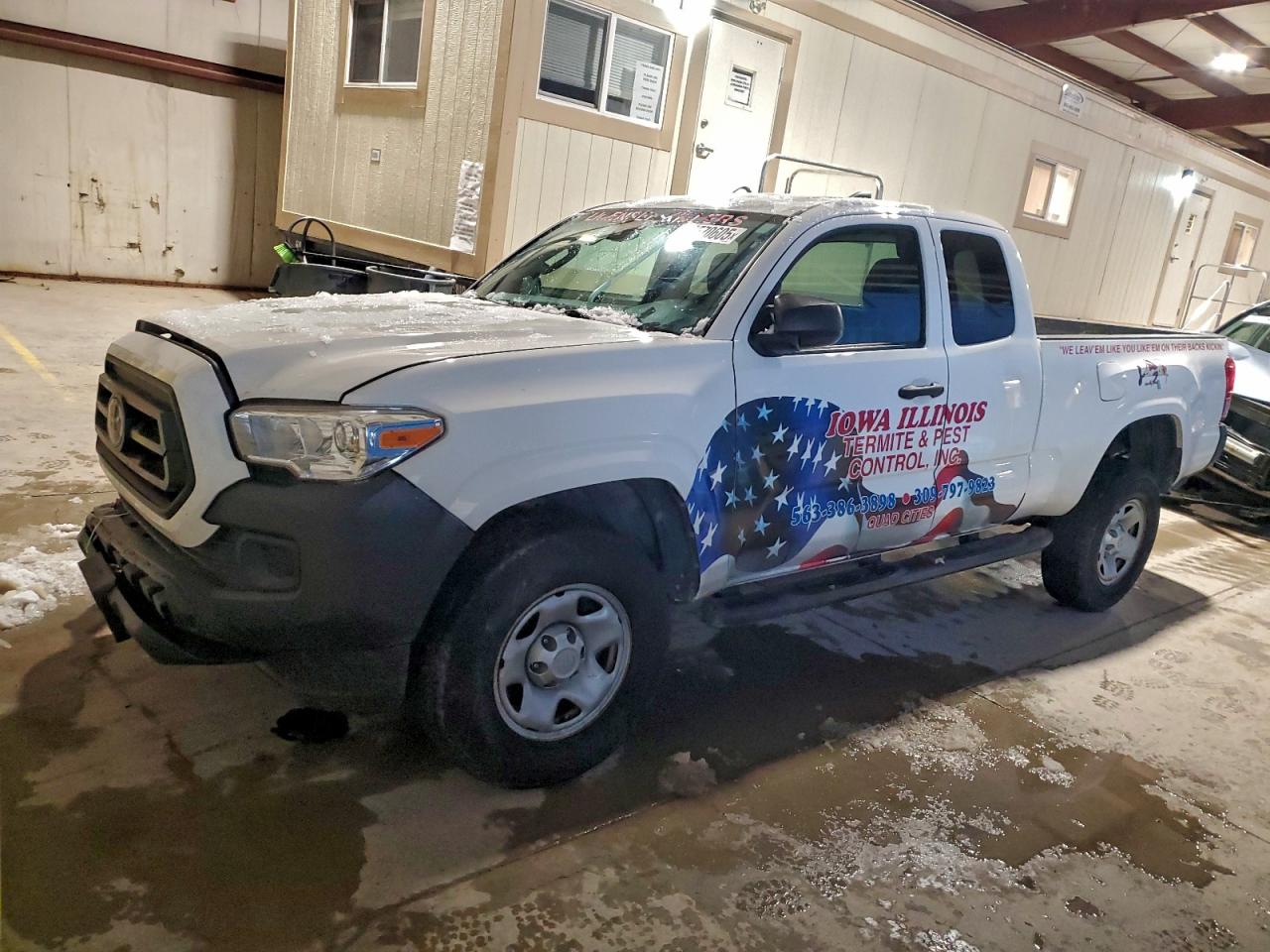 Toyota Tacoma Access Cab Image 1