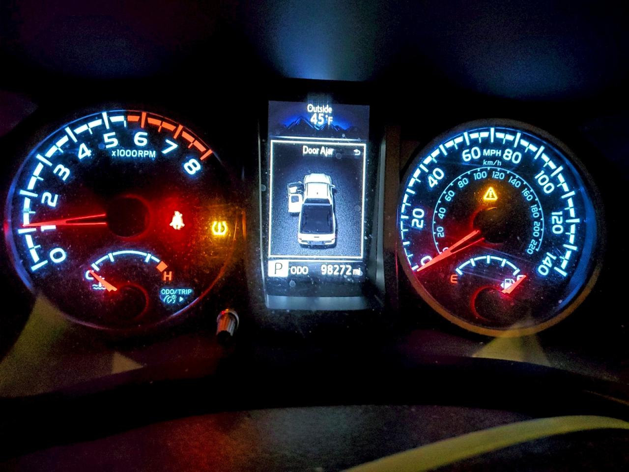 Toyota Tacoma Access Cab Image 10