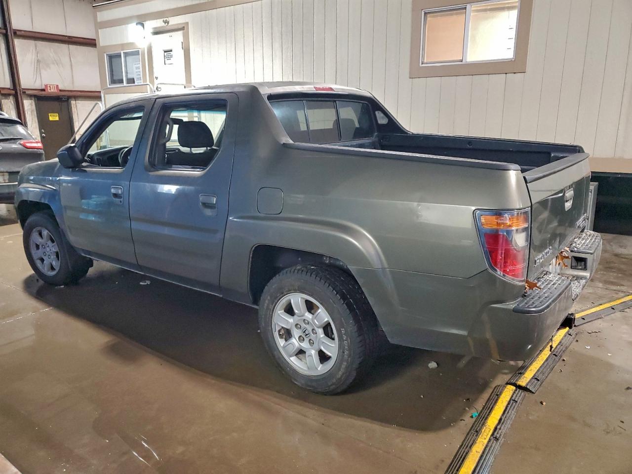 Honda Ridgeline Rts Image 8