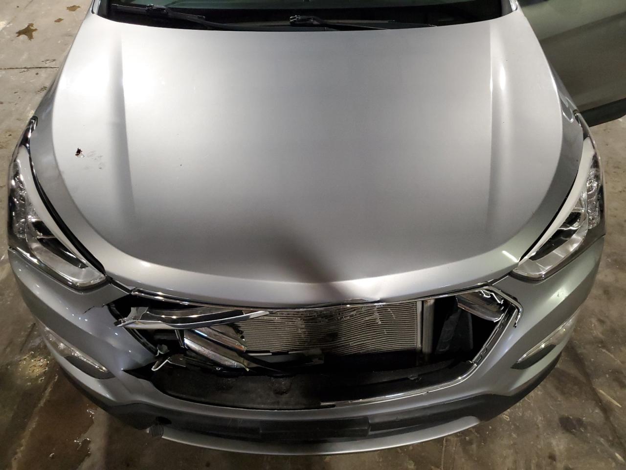 Hyundai SANTA FE Gls Image 10