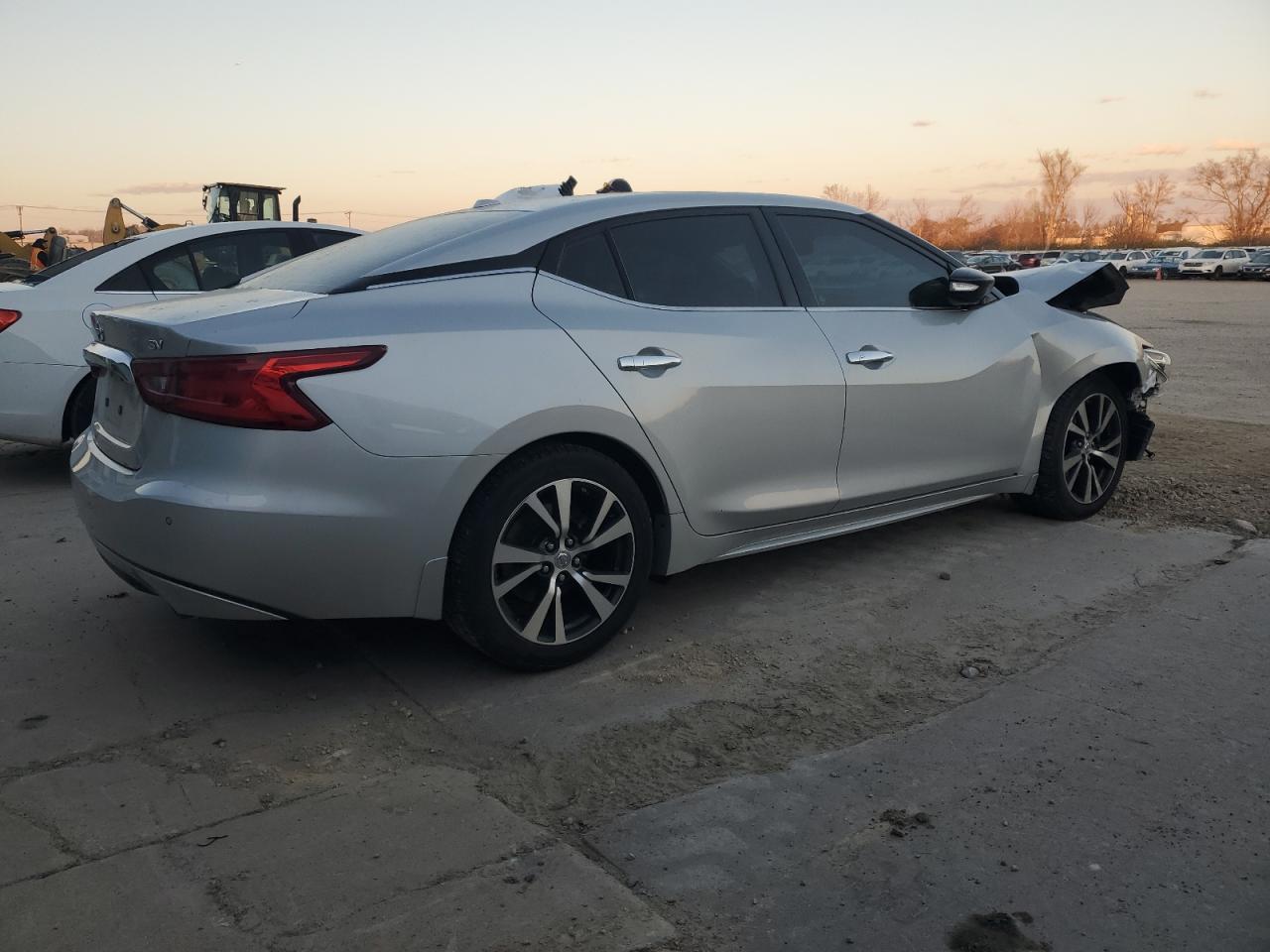 Nissan Maxima 3.5s Image 5