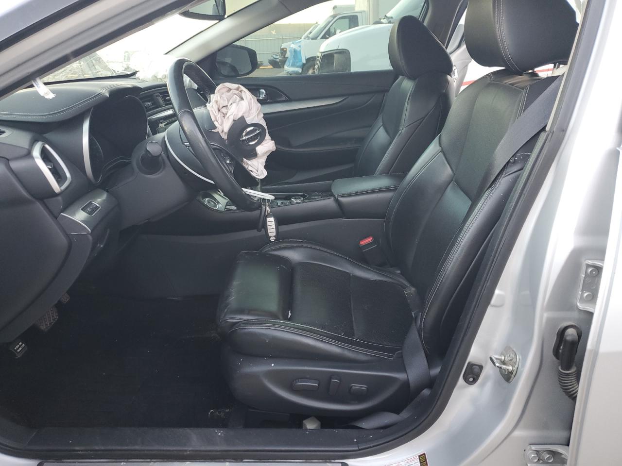 Nissan Maxima 3.5s Image 3