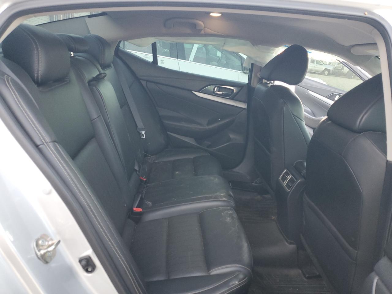 Nissan Maxima 3.5s Image 9