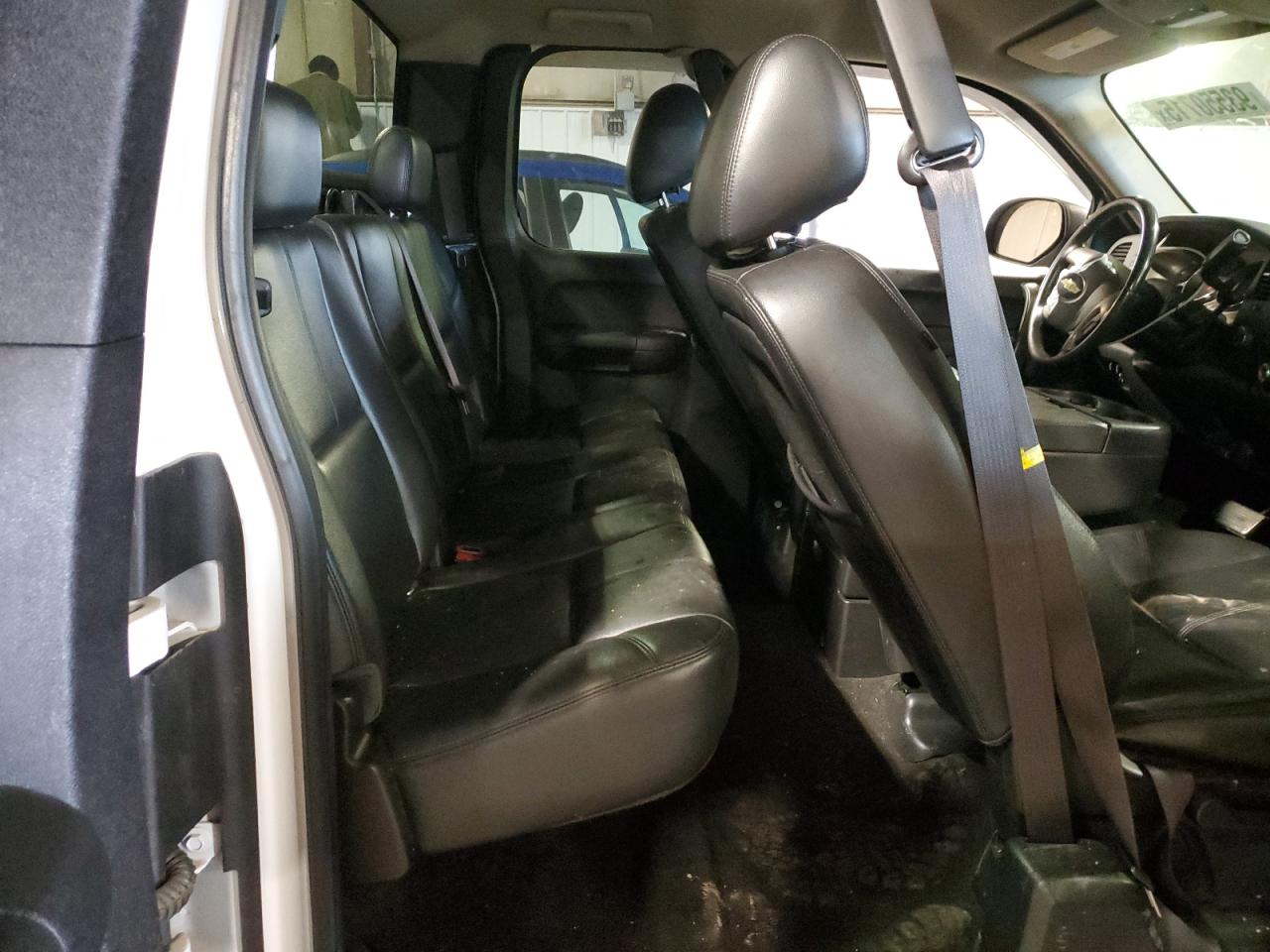 Chevrolet Silverado 1500 K1500 Lt Image 9