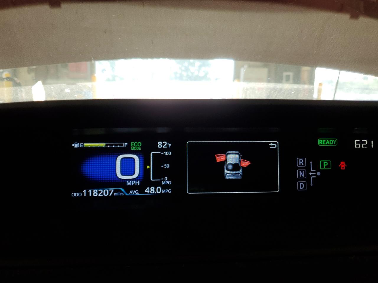 Toyota Prius Image 10