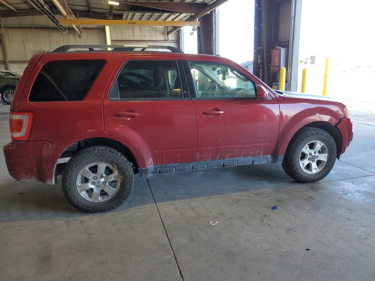 Ford Escape Limited Image 2