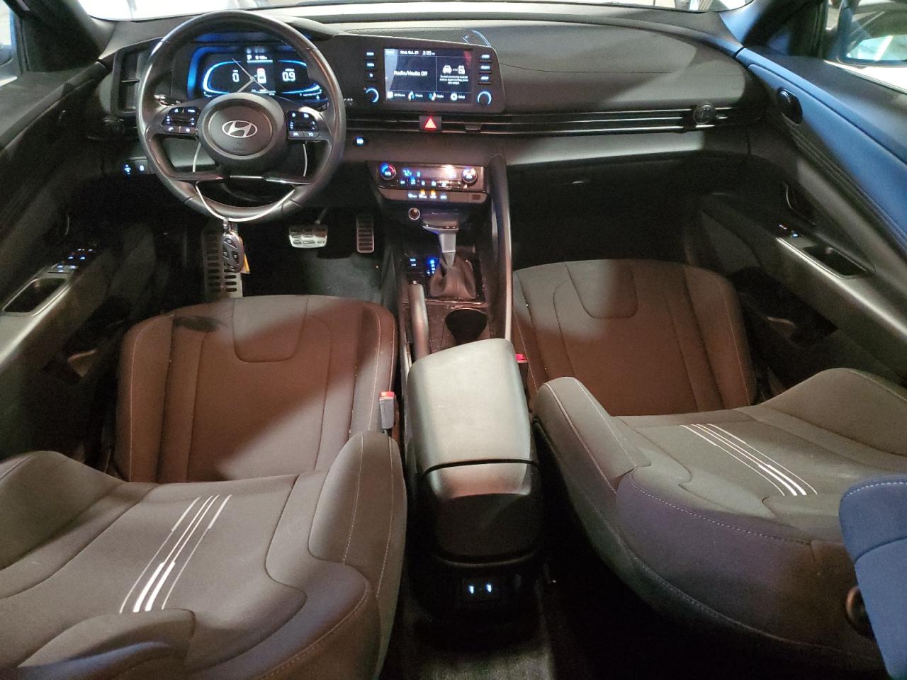 Hyundai ELANTRA Sel Sport Image 9