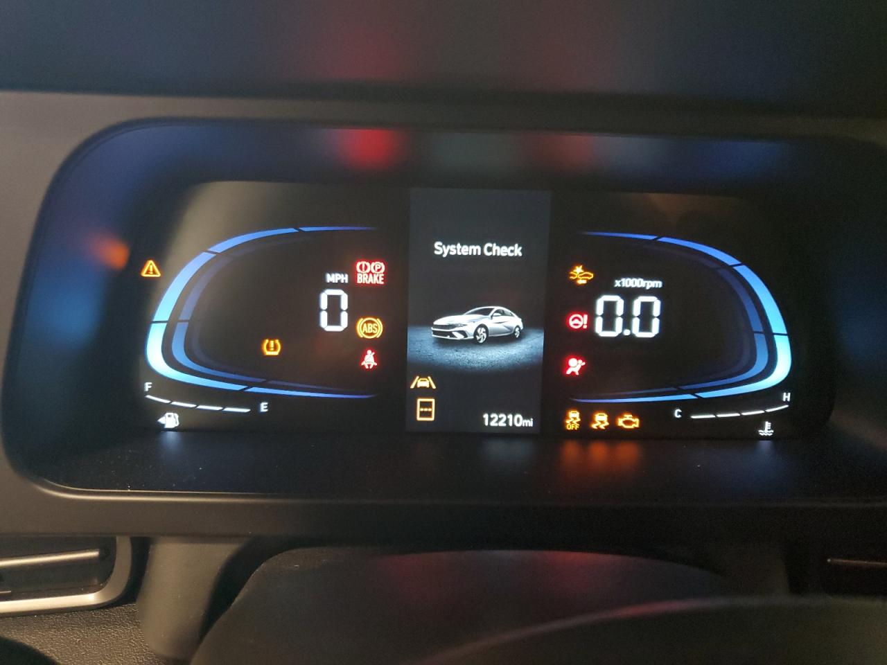 Hyundai ELANTRA Sel Sport Image 11