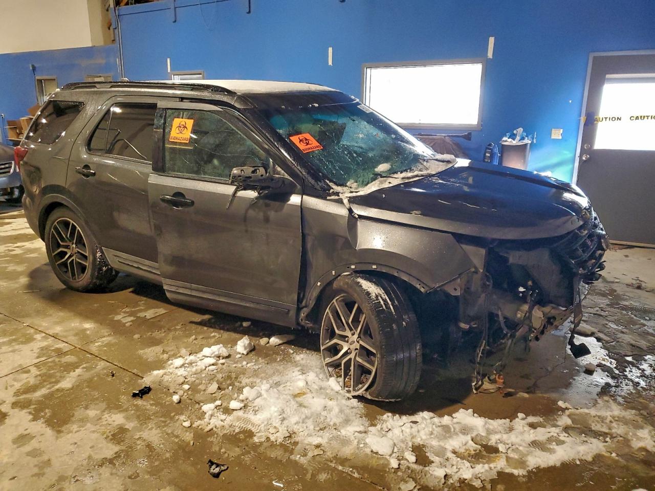 Ford Explorer Sport Image 13