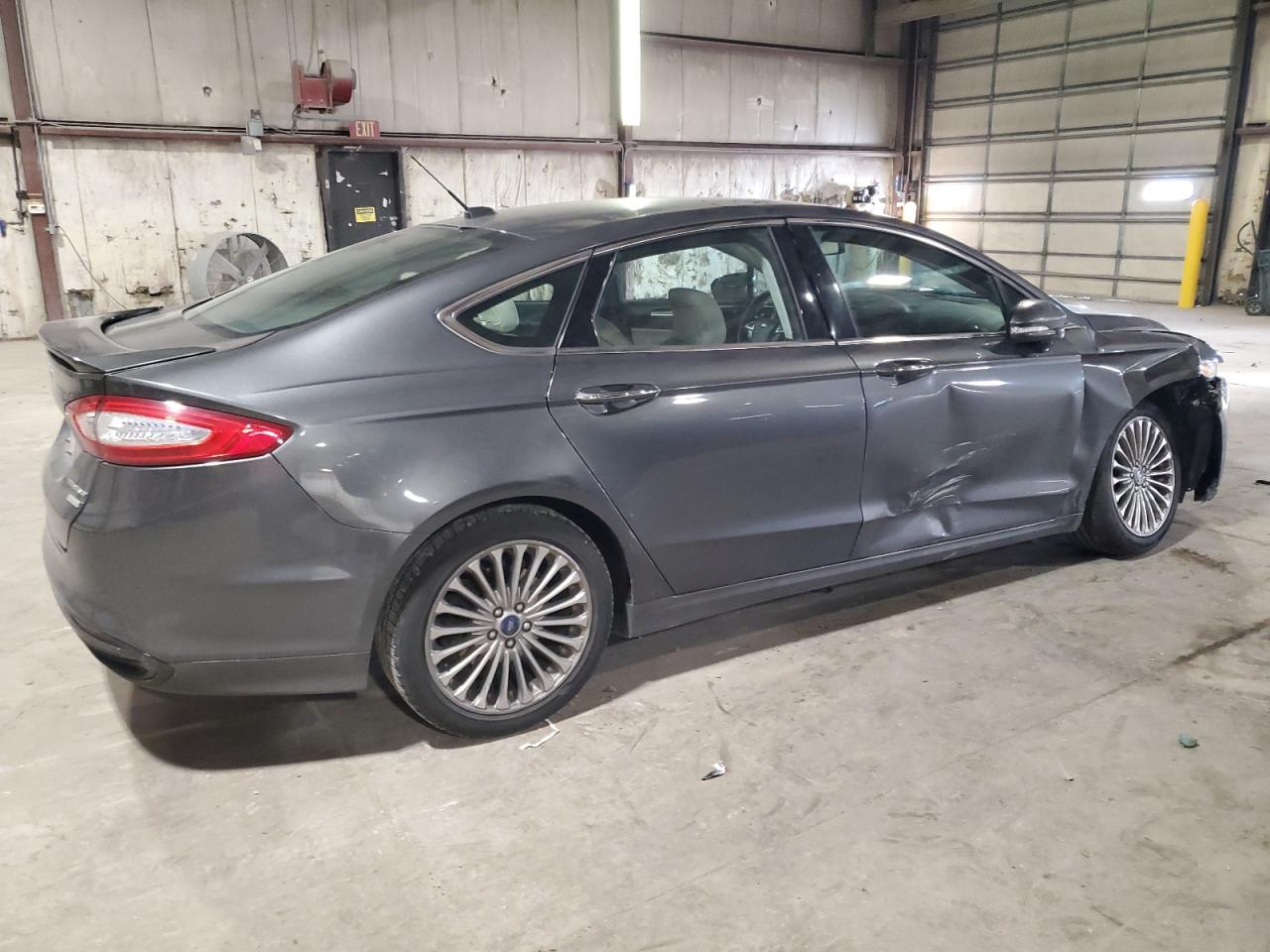 Ford Fusion Titanium Image 8