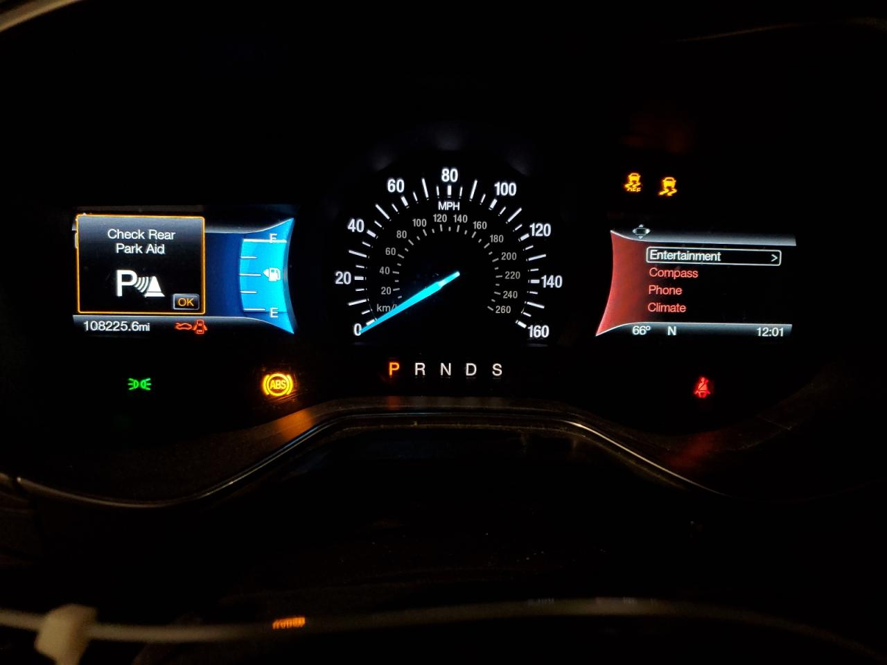 Ford Fusion Titanium Image 6