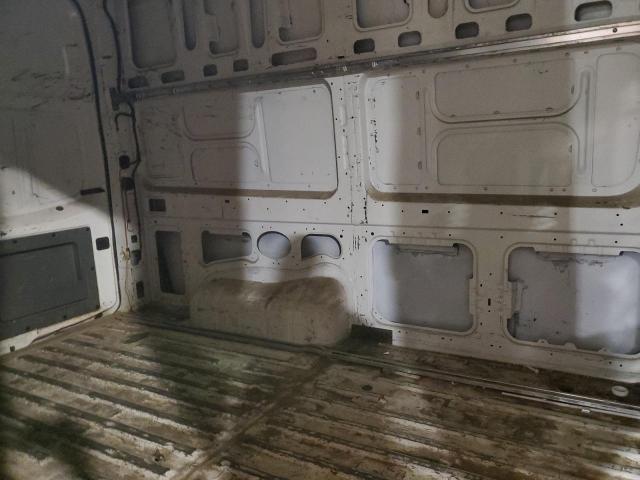 Nissan Nv 2500 Image 10