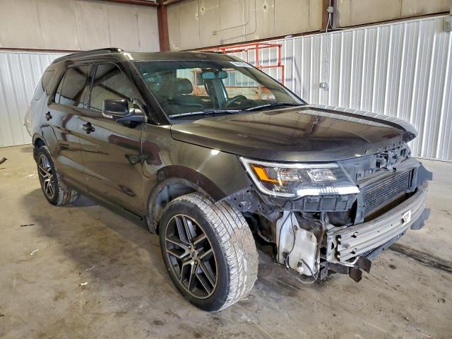 Ford Explorer Sport Image 4