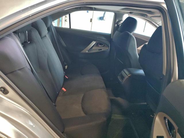 Toyota Camry Base Image 11