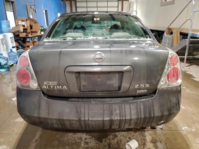 Nissan Altima S Image 5