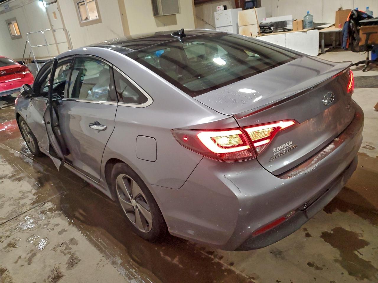 Hyundai SONATA Hybrid Image 7