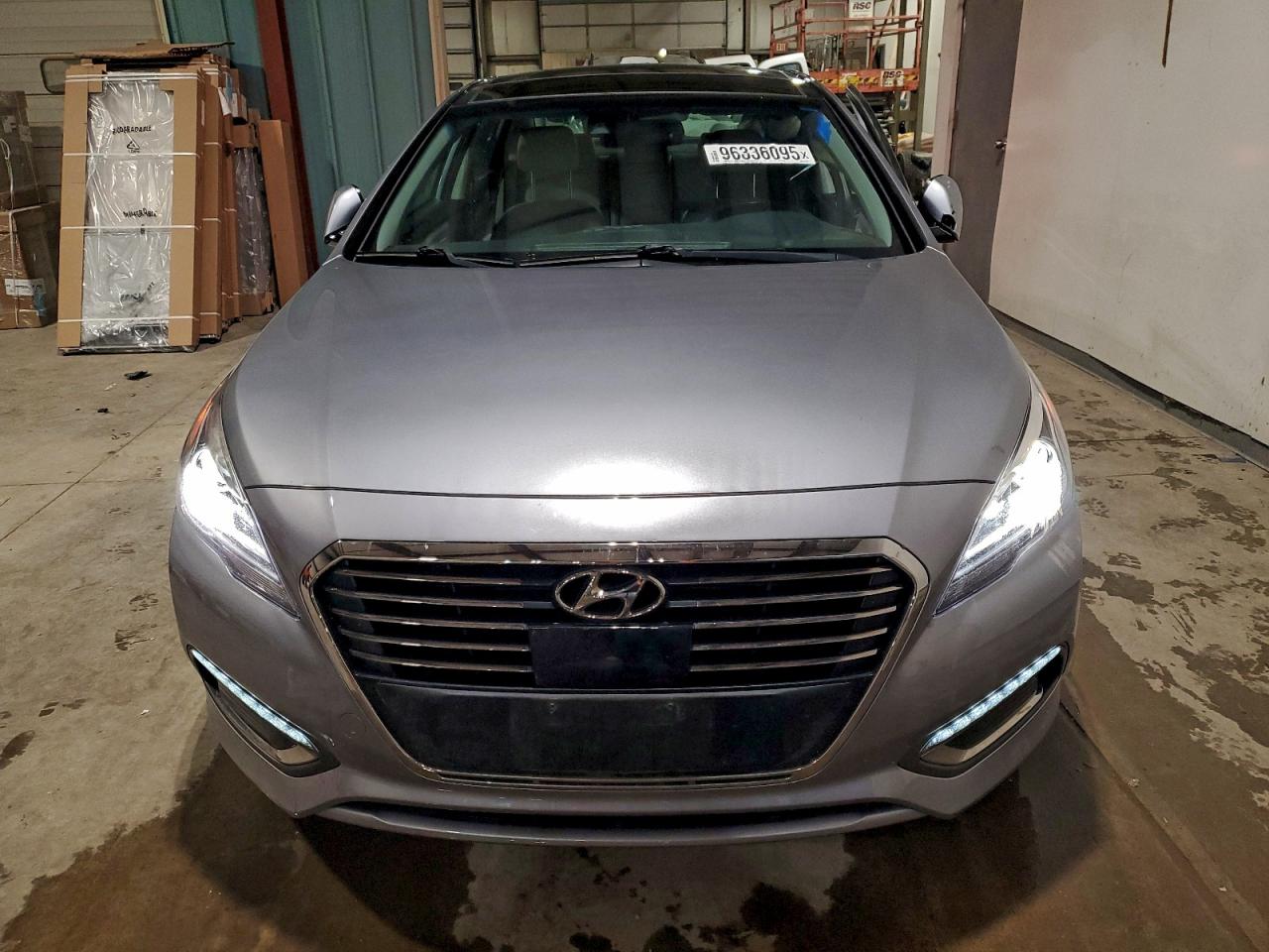 Hyundai SONATA Hybrid Image 6