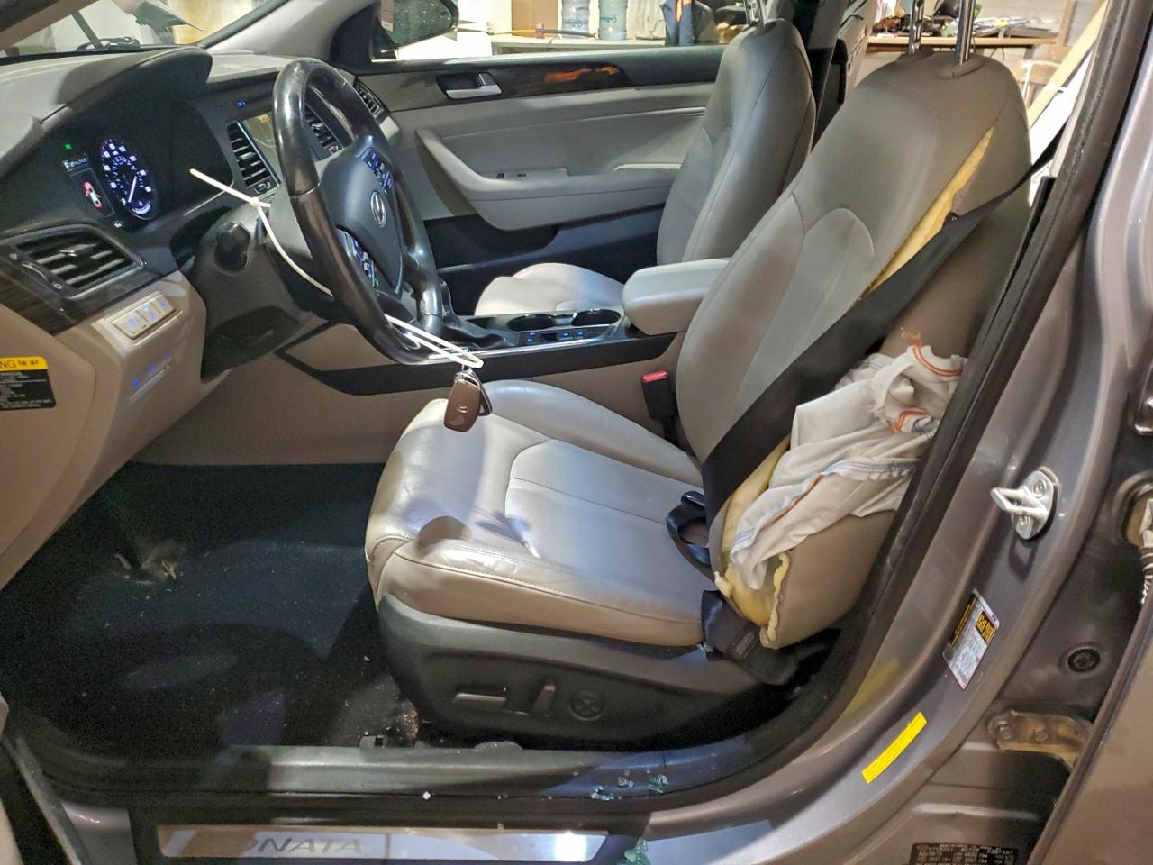 Hyundai SONATA Hybrid Image 3