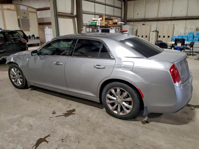 Chrysler 300 Limited Image 4