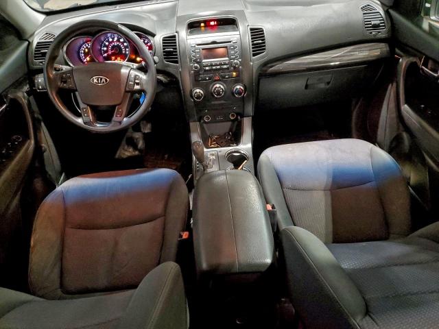 Kia Sorento Base Image 12