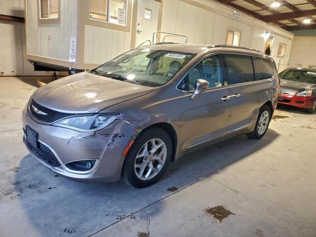  Salvage Chrysler Pacifica