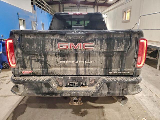 GMC Sierra K2500 Denali Image 11