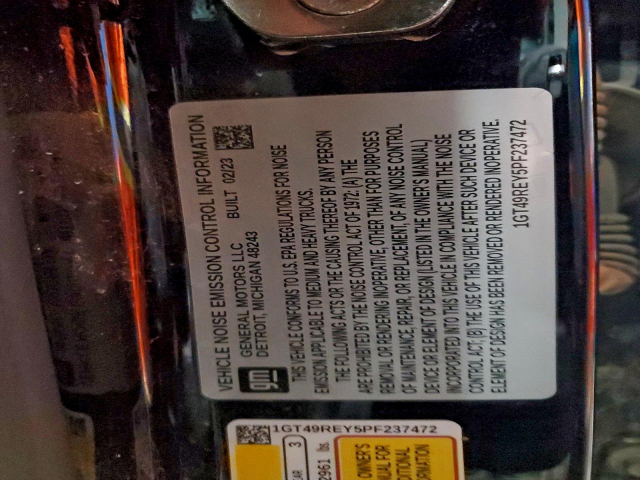 GMC Sierra K2500 Denali Image 10