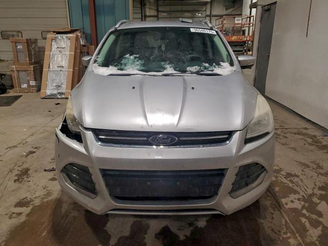 Ford Escape Titanium Image 4