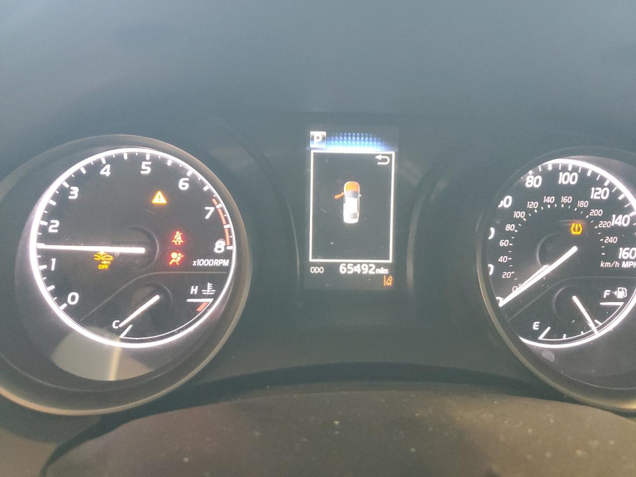 Toyota Camry Se Image 6