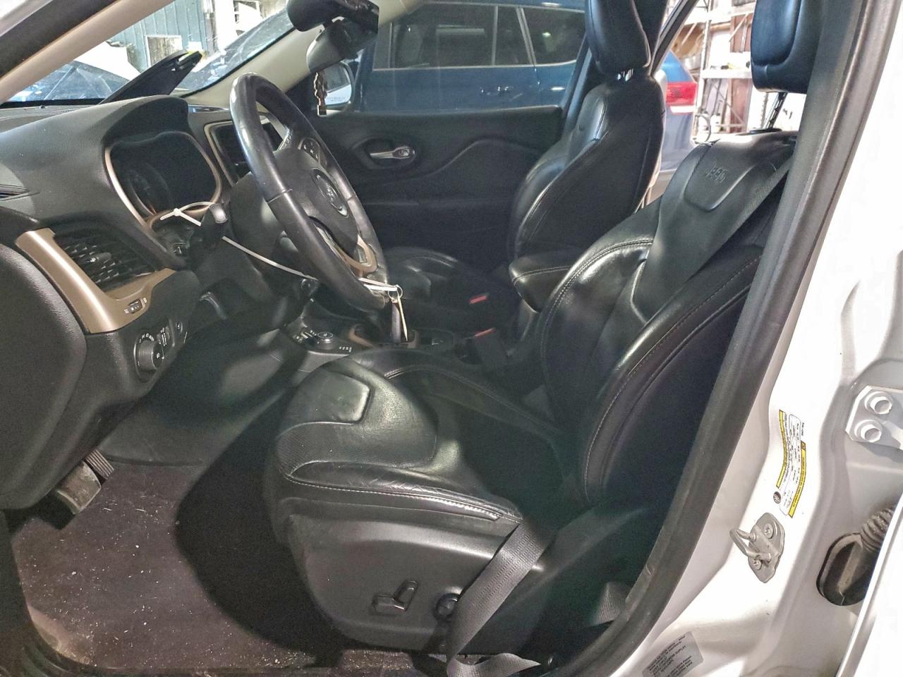 Jeep Grand Cherokee Limited Image 3