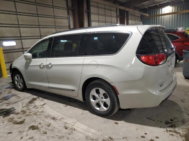 Chrysler Pacifica Touring L Plus Image 4