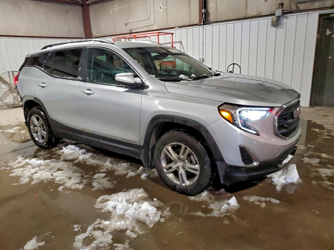 GMC Terrain Sle Image 3