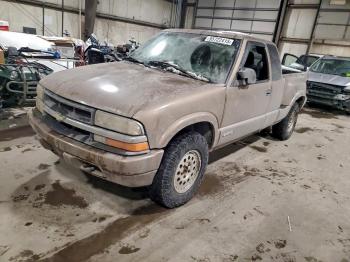 Salvage Chevrolet S-10