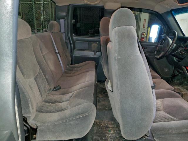 Chevrolet Silverado K2500 Heavy Duty Image 8