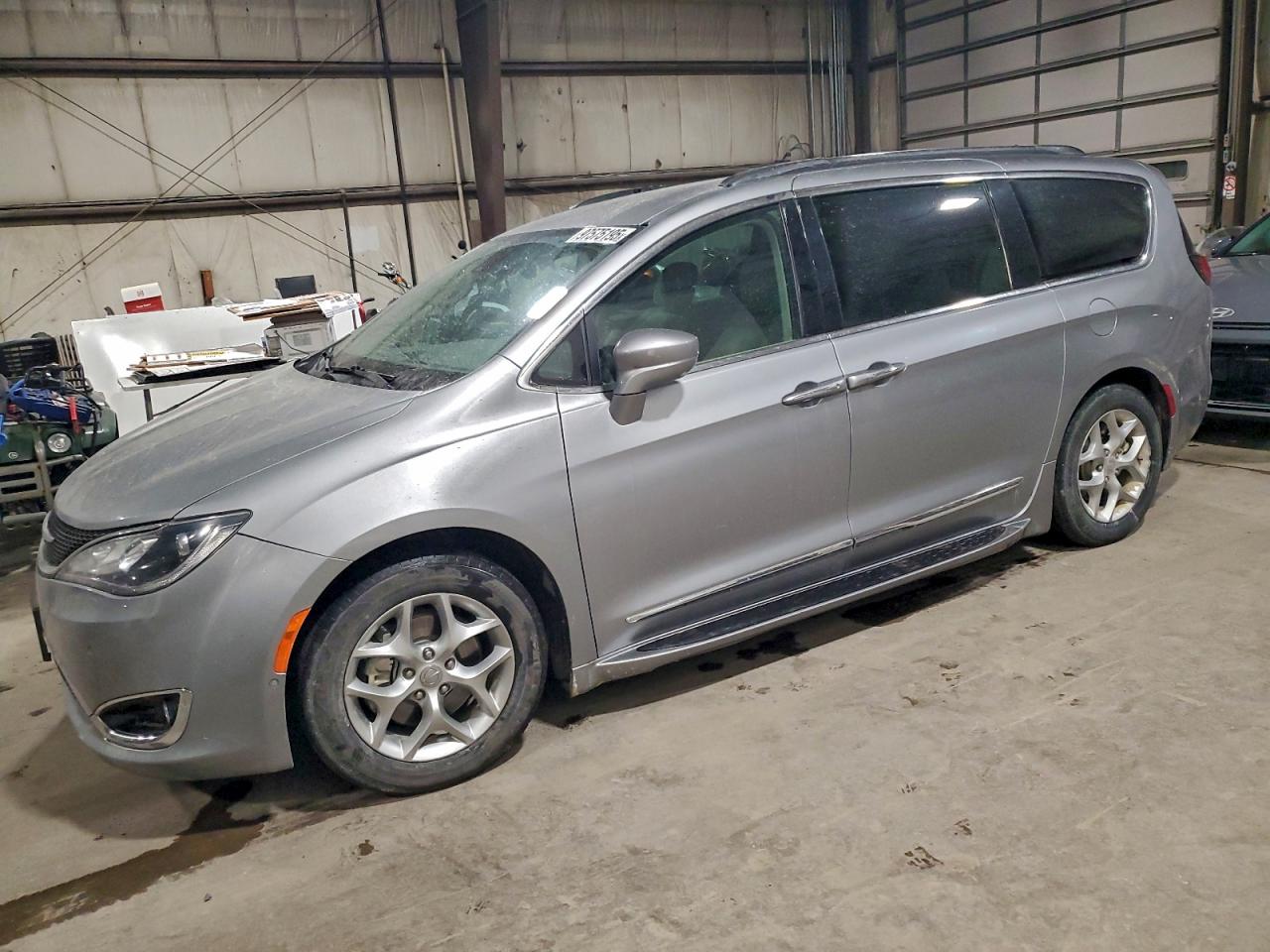 Chrysler Pacifica Touring L Plus Image 1