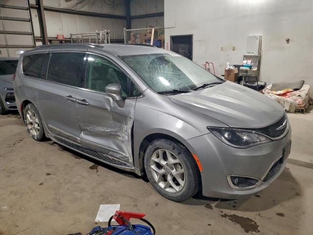 Chrysler Pacifica Touring L Plus Image 11