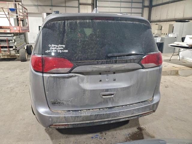 Chrysler Pacifica Touring L Plus Image 5