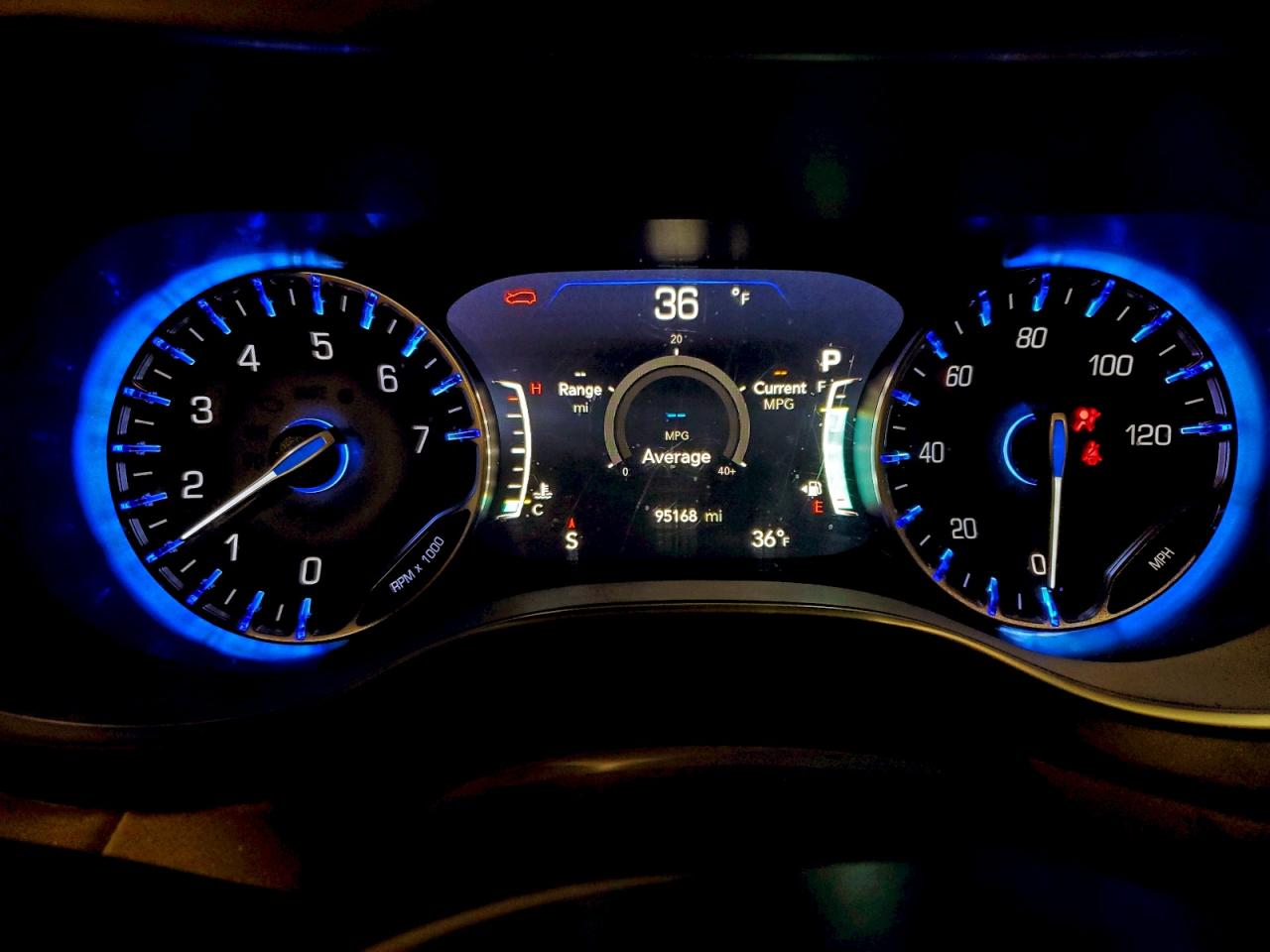 Chrysler Pacifica Touring L Plus Image 6