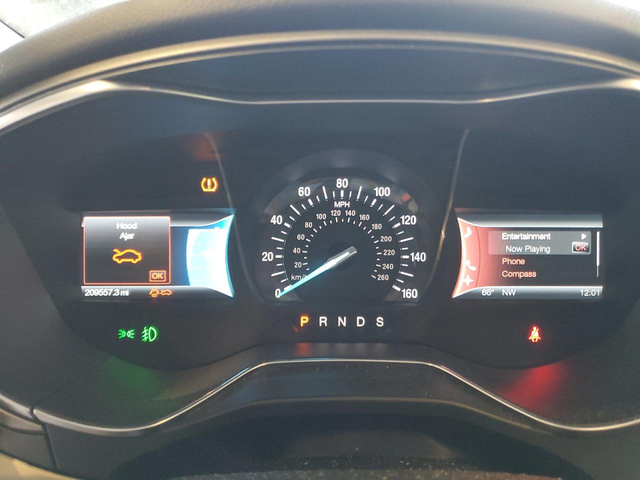 Ford Fusion Se Image 7