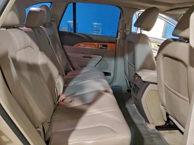 Lincoln MKX Image 11