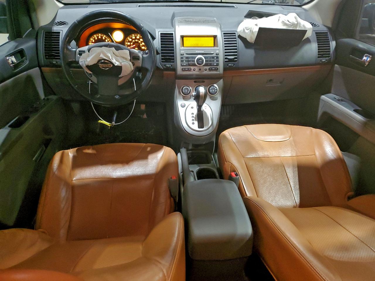 Nissan Sentra 2.0 Image 9